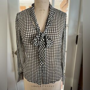 Banana Republic elegant silk fitted bow blouse